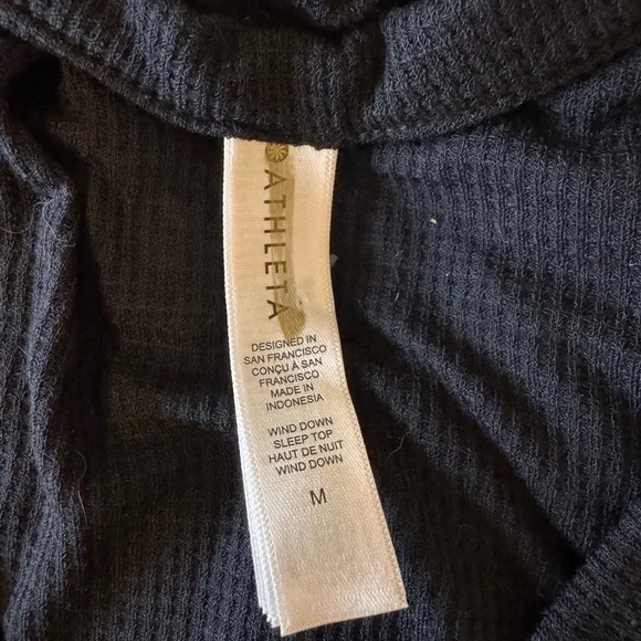Athleta Charcoal Long Sleeve Top - Picture 3 of 3